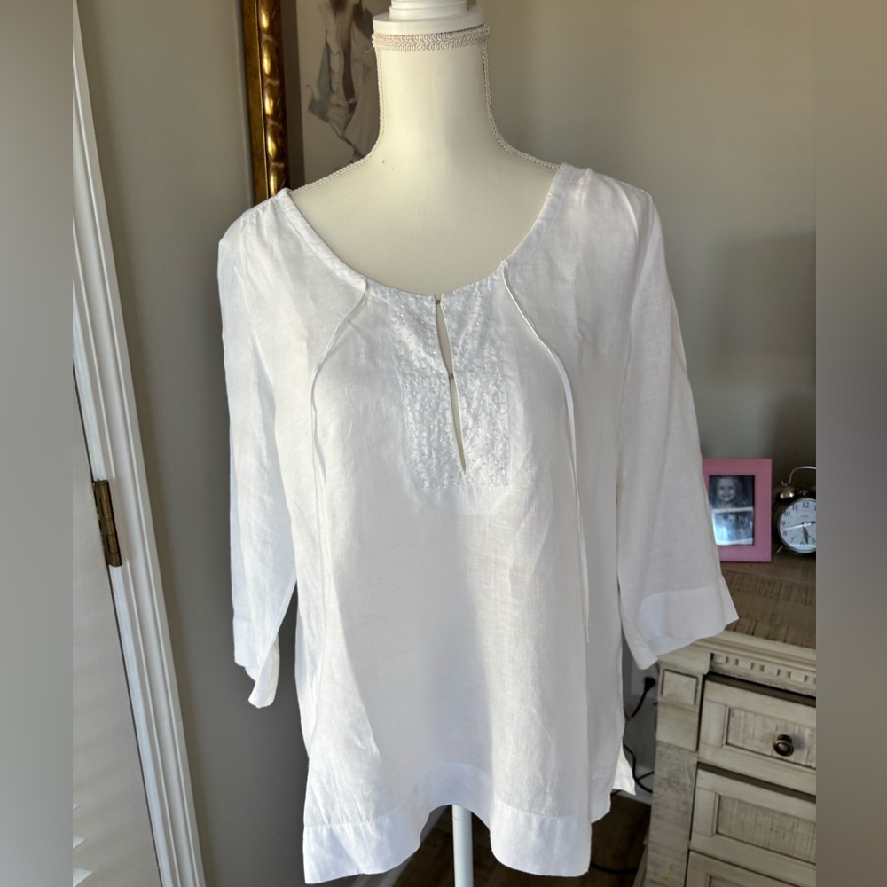 Eileen Fisher white Irish linen blouse size medium EUC